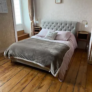 https://suite-privative-dans-maison-de-caractre.inbrittany.com