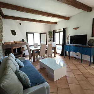 Appartement Privatisé Dans Maison, Utelle